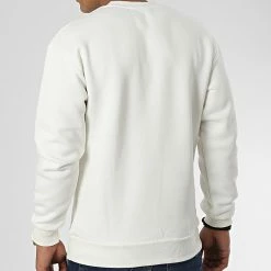 De gros 😀 Sweat Crewneck 1123 Beige Clair de Classic Series 🎉 9 De gros 😀 Sweat Crewneck 1123 Beige Clair de Classic Series 🎉 -Classic Series Soldes classic series 340801 GK 1123 EKRU 20221006T152123 04