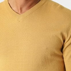 Bon marché 🎁 Pull Col V 6745 Moutarde de Classic Series 🎉 -Classic Series Soldes classic series 342224 6745 MOUTARDE 20221020T125211 02