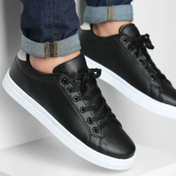 Remise 🛒 Baskets 027 Noir Blanc de Classic Series 👍