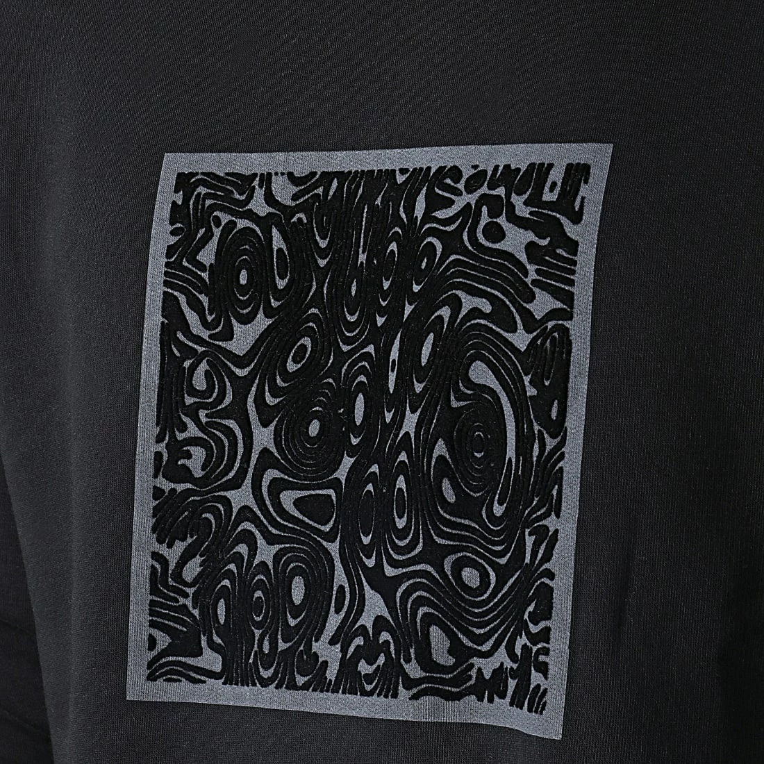 Remise 💯 Sweat Crewneck 9900 Noir de Classic Series 👏 4 Remise 💯 Sweat Crewneck 9900 Noir de Classic Series 👏 – Image 2