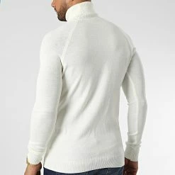 Tout neuf 🛒 Pull Col Roulé T3873 Blanc de Classic Series ❤️ 9 Tout neuf 🛒 Pull Col Roulé T3873 Blanc de Classic Series ❤️ -Classic Series Soldes classic series 344532 T3873 KEMIK 20221020T142516 04
