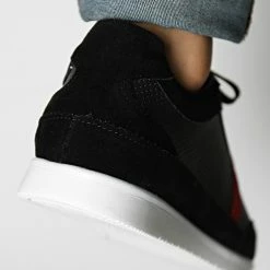 Remise 🔔 Baskets Nac-17 Black Red de Classic Series 💯 -Classic Series Soldes classic series 344734 NAC 17 BLK BLK SUET 20221111T154450 04