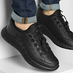 Vente flash 🎁 Baskets 975 Black Black de Classic Series 🎁