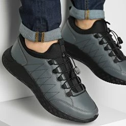 Grosses soldes â€ïž Baskets 975 Grey Black de Classic Series âïž