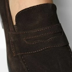 Les meilleures critiques de ✔️ Mocassins 6137 Brown de Classic Series ✔️ -Classic Series Soldes classic series 345855 6137 BROWN SUEDE 20221103T155423 02