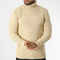 Vente flash ✔️ Pull Col Roulé T3832 Camel de Classic Series 🎁 -Classic Series Soldes classic series 345924 T3832 KREM 20221028T162219 03