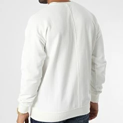 De gros 😍 Sweat Crewneck 8900 Blanc de Classic Series 🤩 9 De gros 😍 Sweat Crewneck 8900 Blanc de Classic Series 🤩 -Classic Series Soldes classic series 346003 8900 006 20221028T160741 04