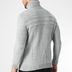 Les meilleures critiques de 🤩 Pull Col Roulé T3832 Gris de Classic Series 🎁 -Classic Series Soldes classic series 346046 T3832 GRI 20221031T135834 04