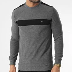 De gros ✔️ Sweat Crewneck RBL6212 Gris Chiné de Classic Series 🤩 -Classic Series Soldes classic series 348712 RBL6212 GRI 20221125T151231 03
