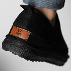 Grosses soldes 👏 Chaussures UB8323 Noir de Classic Series 🌟 9 Grosses soldes 👏 Chaussures UB8323 Noir de Classic Series 🌟 -Classic Series Soldes classic series 348838 UB8323 1 NOIR 20221123T152710 04