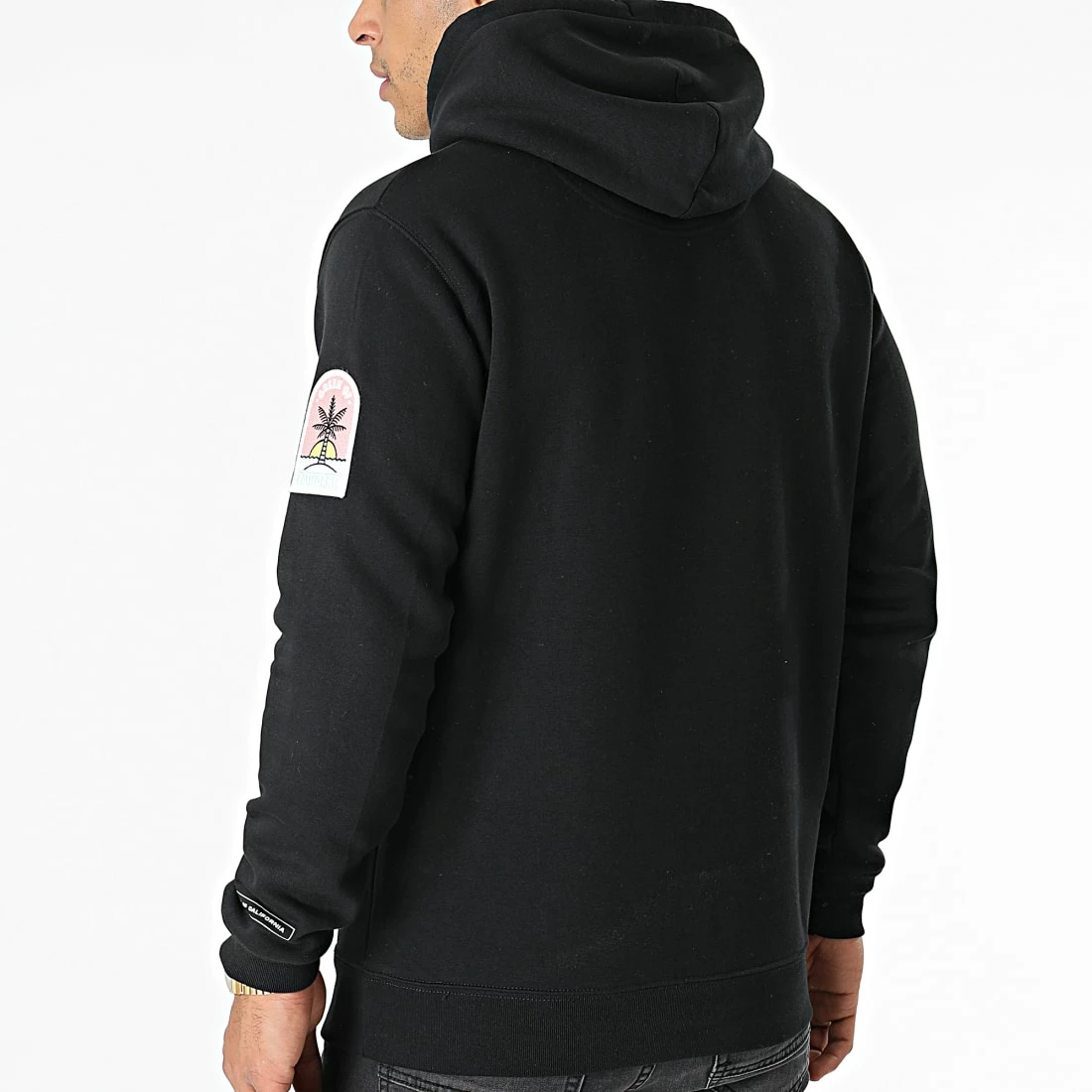 Tout neuf 👏 Sweat Capuche Cali Noir de Classic Series ✔️ 6 Tout neuf 👏 Sweat Capuche Cali Noir de Classic Series ✔️ – Image 4