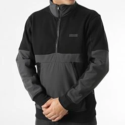 Promo ⭐ Sweat Col Zippé Summit Noir de Classic Series 🎁 -Classic Series Soldes nicce london 295478 0114 K008 0143 20211217T162005 03