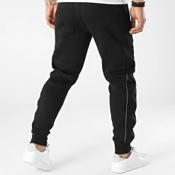 Budget ✔️ Pantalon Jogging Cedar Noir de Classic Series 🧨 -Classic Series Soldes nicce london 297981 0132 K008 0001 20220126T155012 04